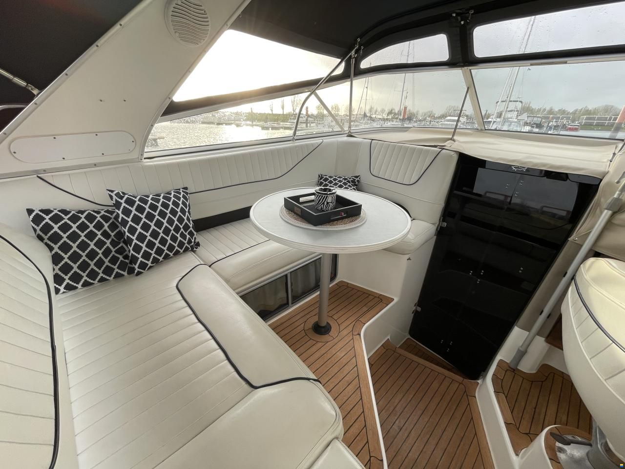 Bayliner 3255 Avanti