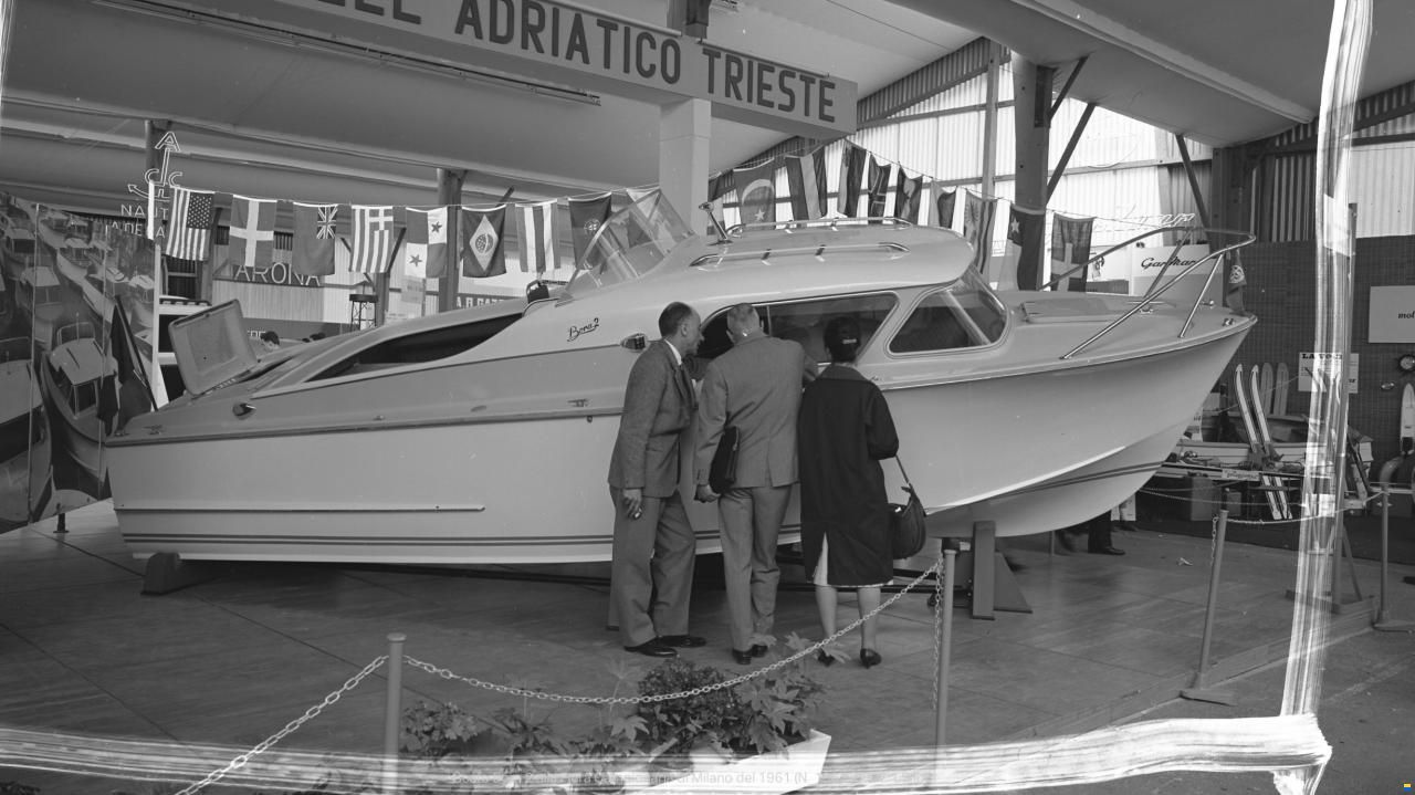 Italcantieri Bora 2