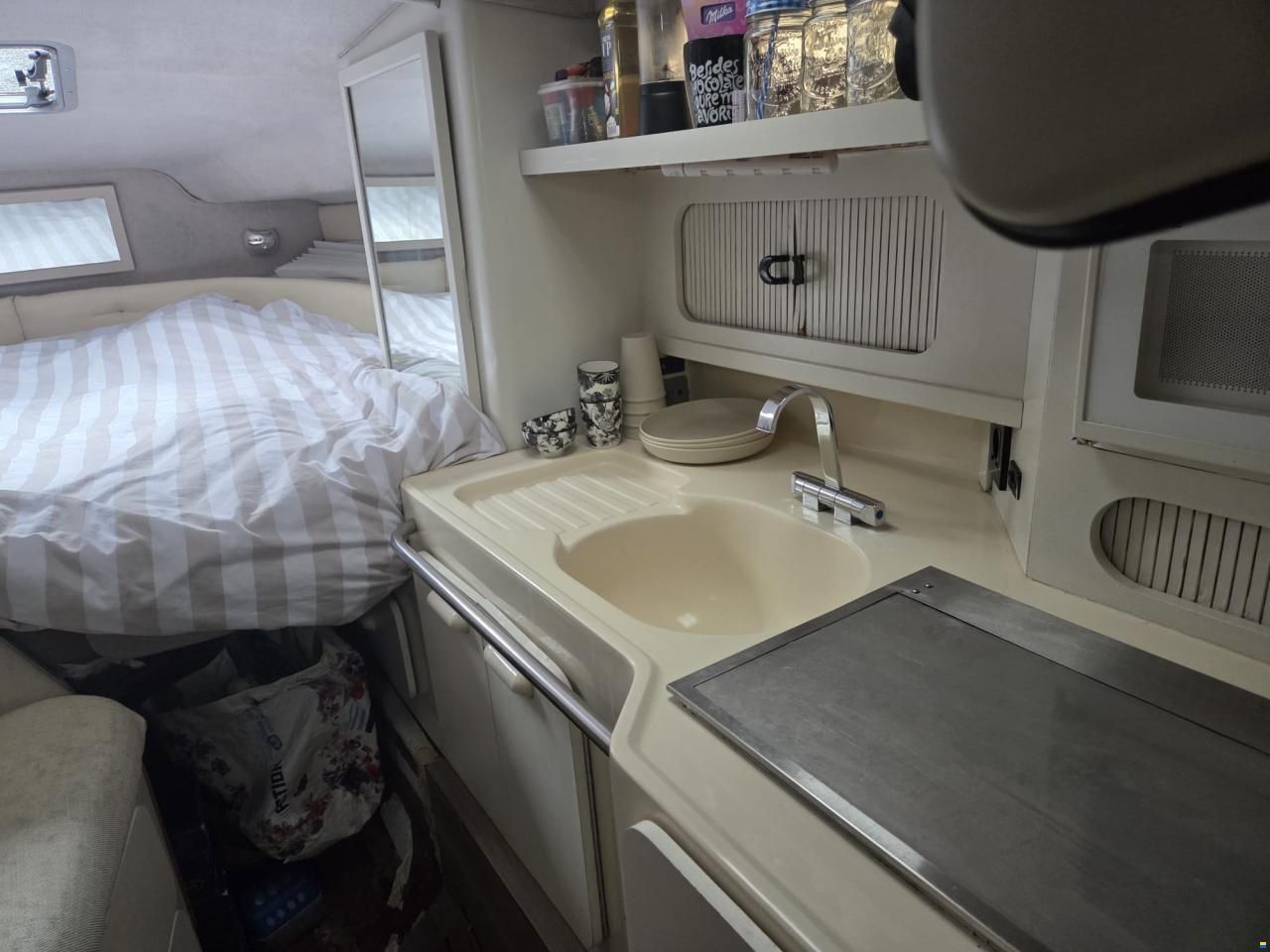 Sea Ray Sundancer 290