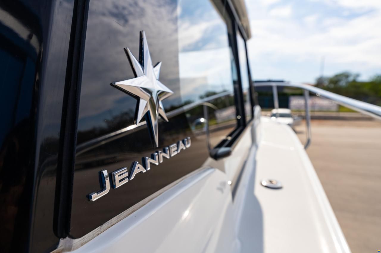 Jeanneau Merry Fisher 695