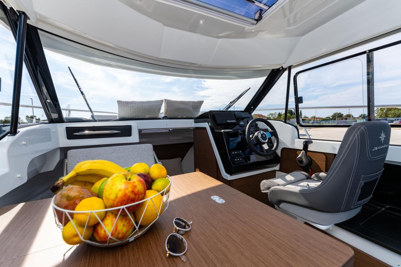 Jeanneau Merry Fisher 695