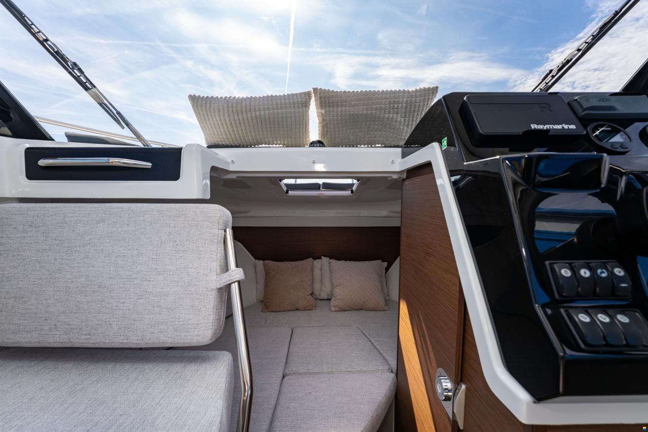 Jeanneau Merry Fisher 695