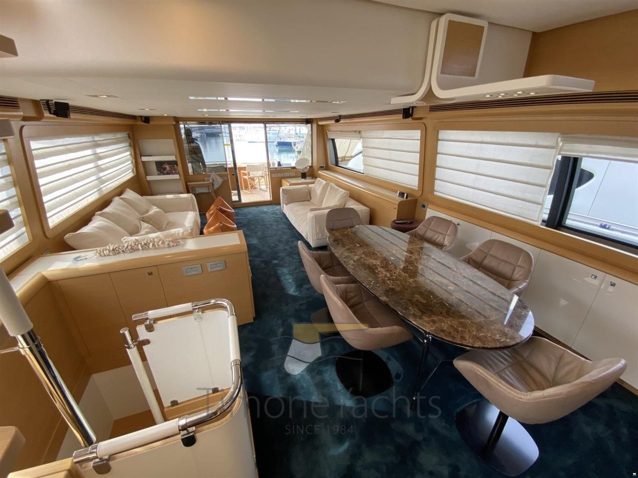 Ferretti 800