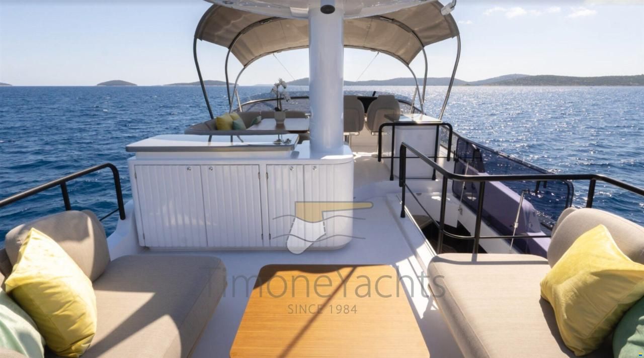 Azimut Magellano 60