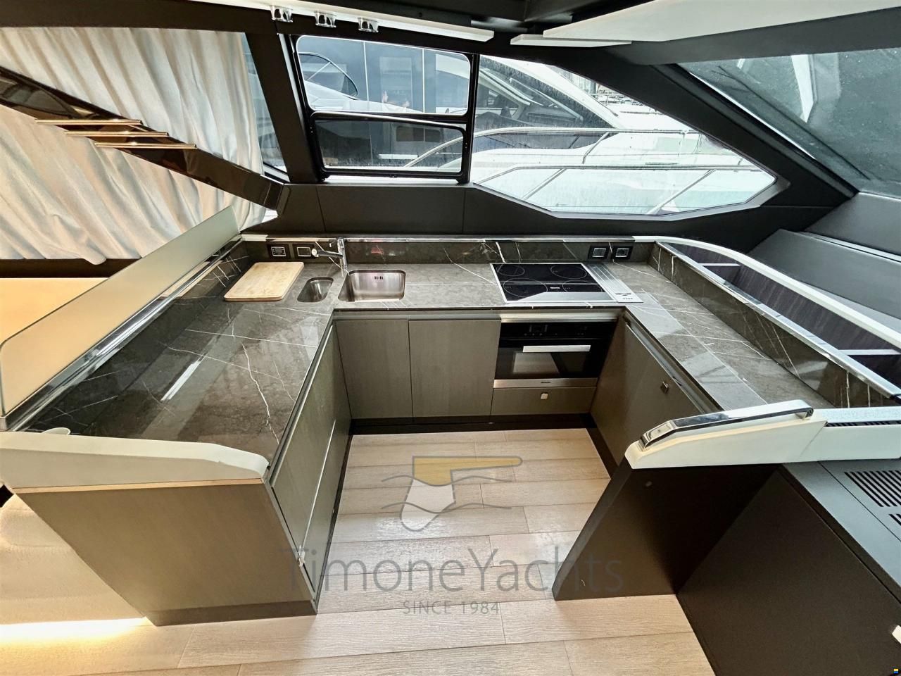 Azimut S7
