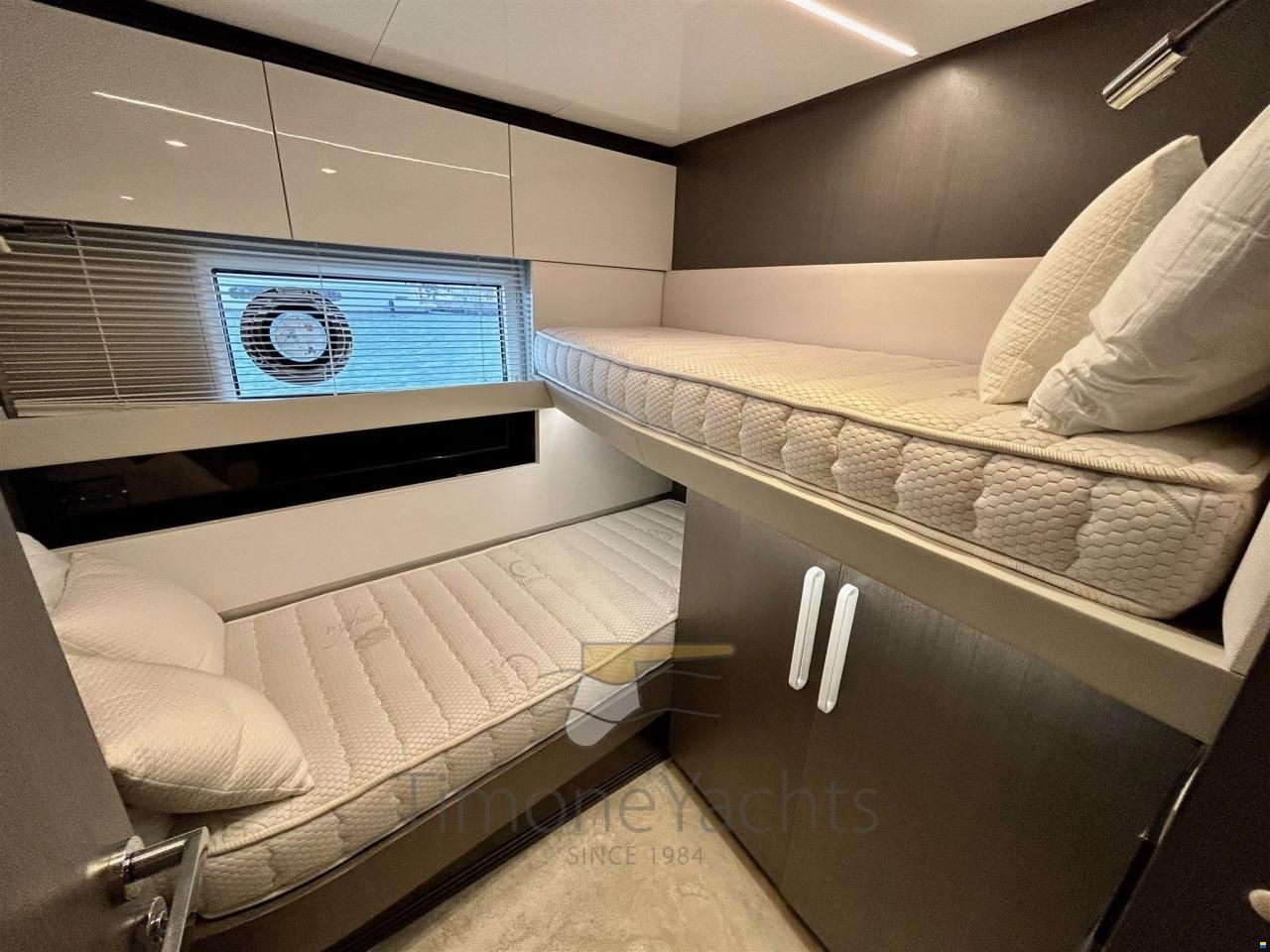 Azimut S7