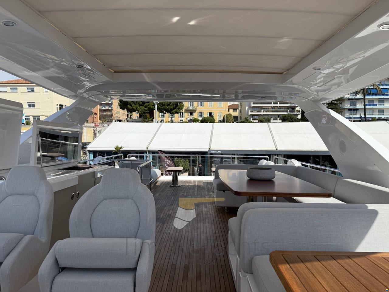 Azimut 72 Flybridge