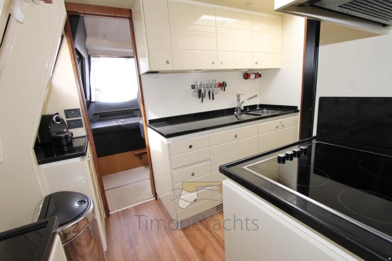 Ferretti 731