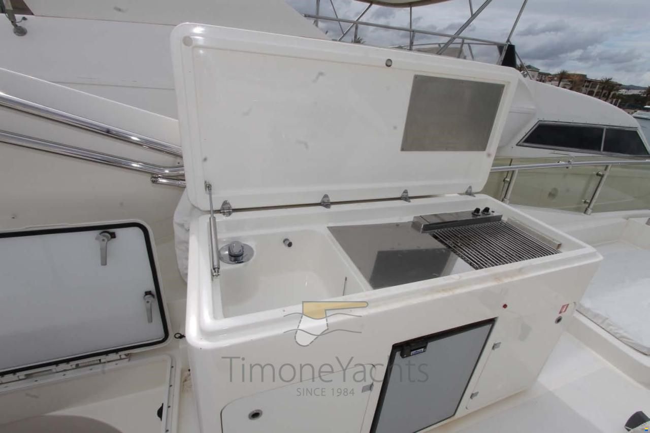 Ferretti 731