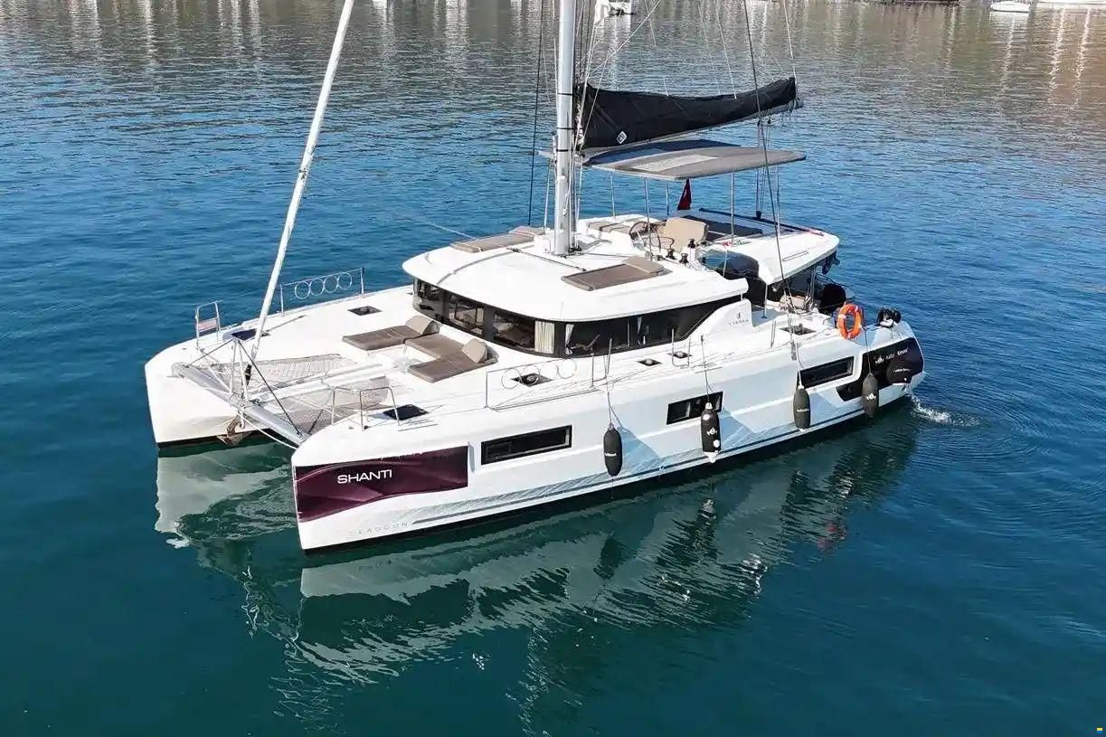 Lagoon 46