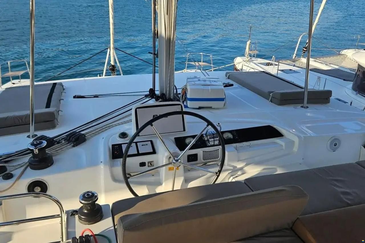 Lagoon 46