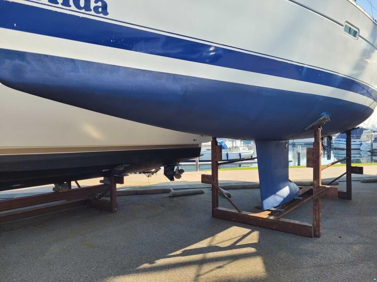 Beneteau Oceanis 373