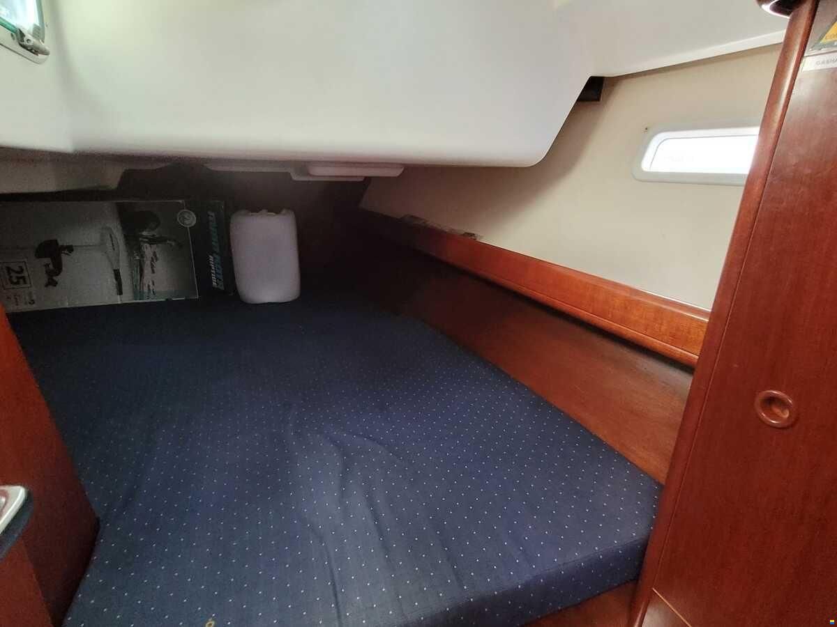 Beneteau Oceanis 373