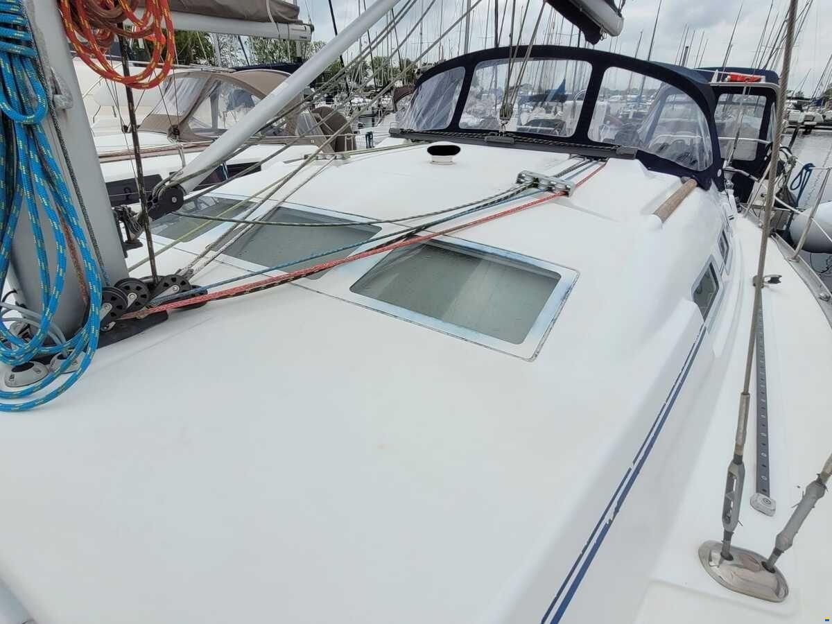 Beneteau Oceanis 373