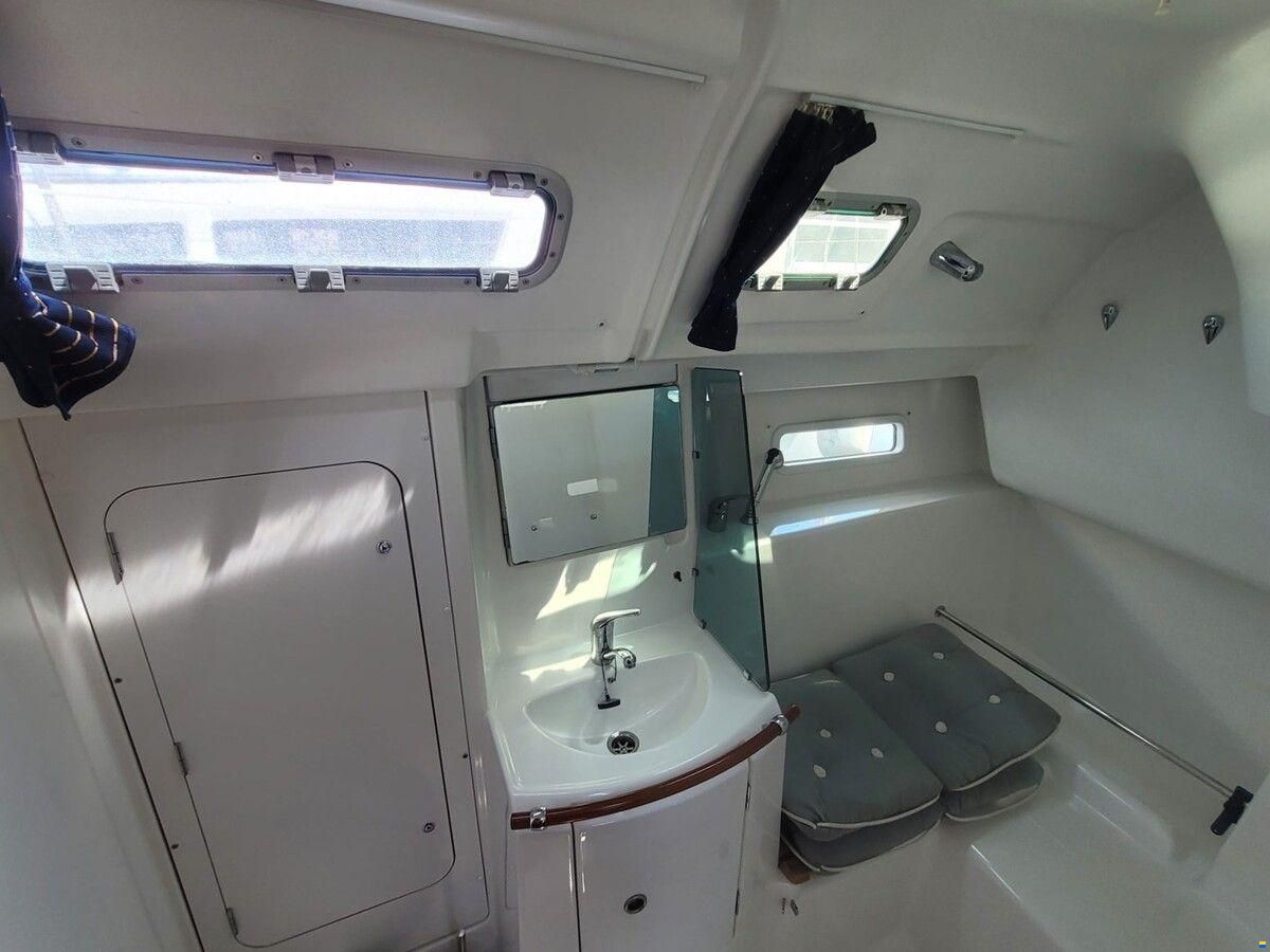 Beneteau Oceanis 373