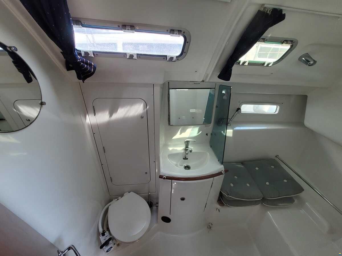 Beneteau Oceanis 373