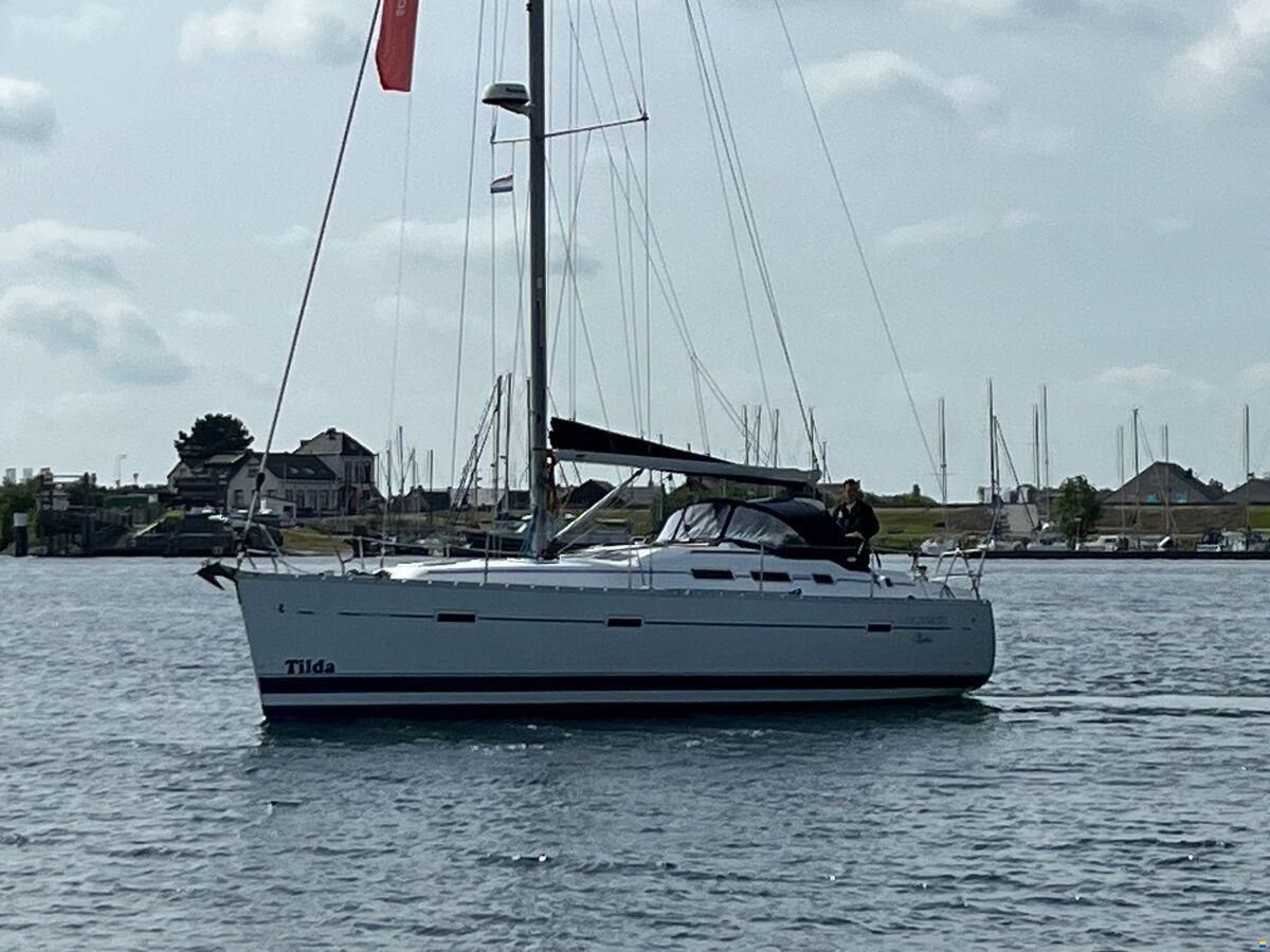 Beneteau Oceanis 373