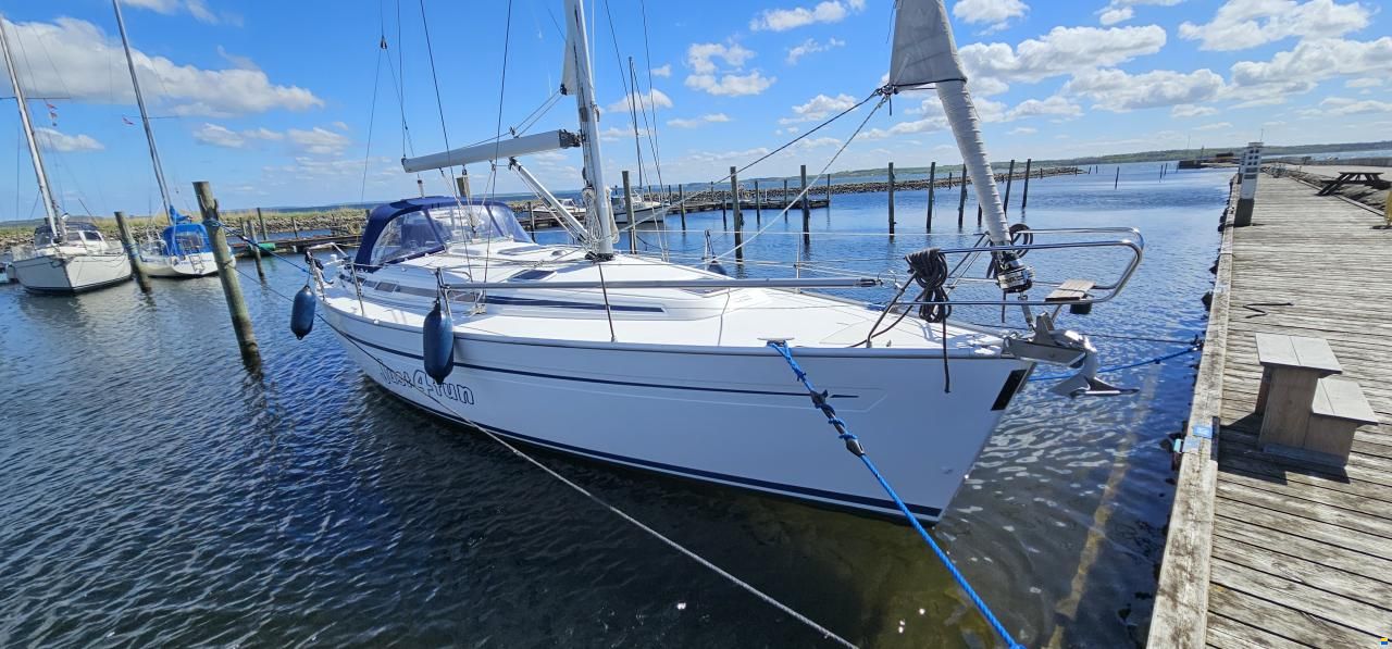 Bavaria 38