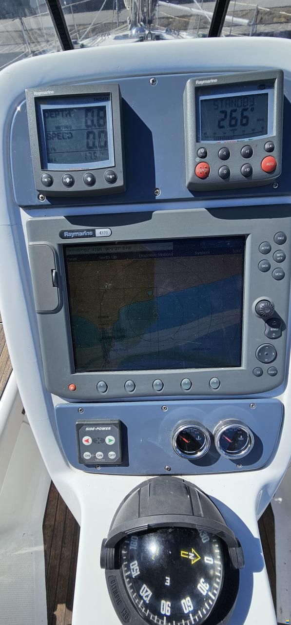 Bavaria 38