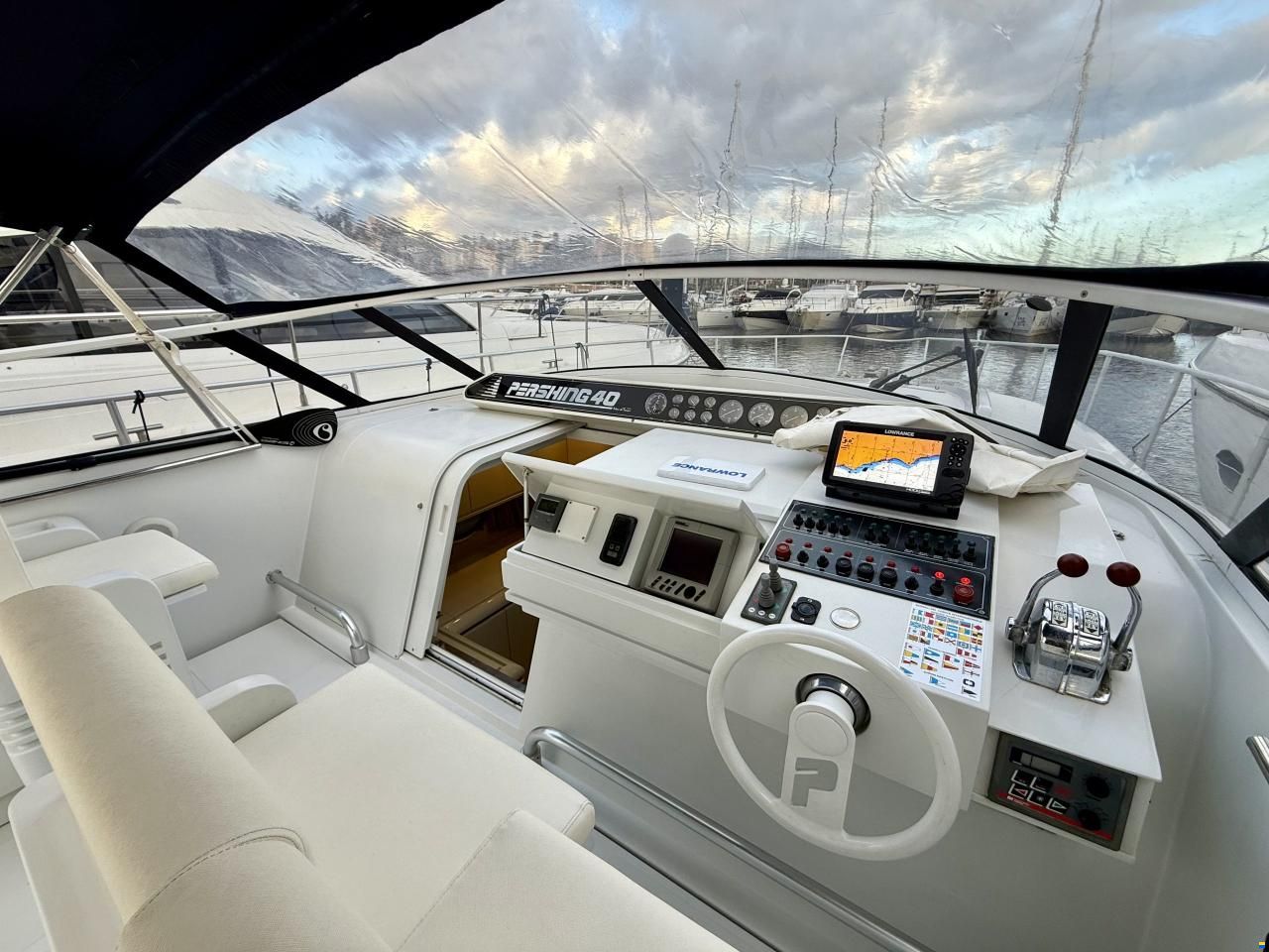 Pershing 40