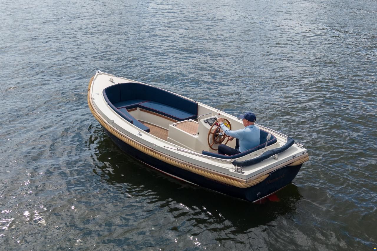 Interboat 19