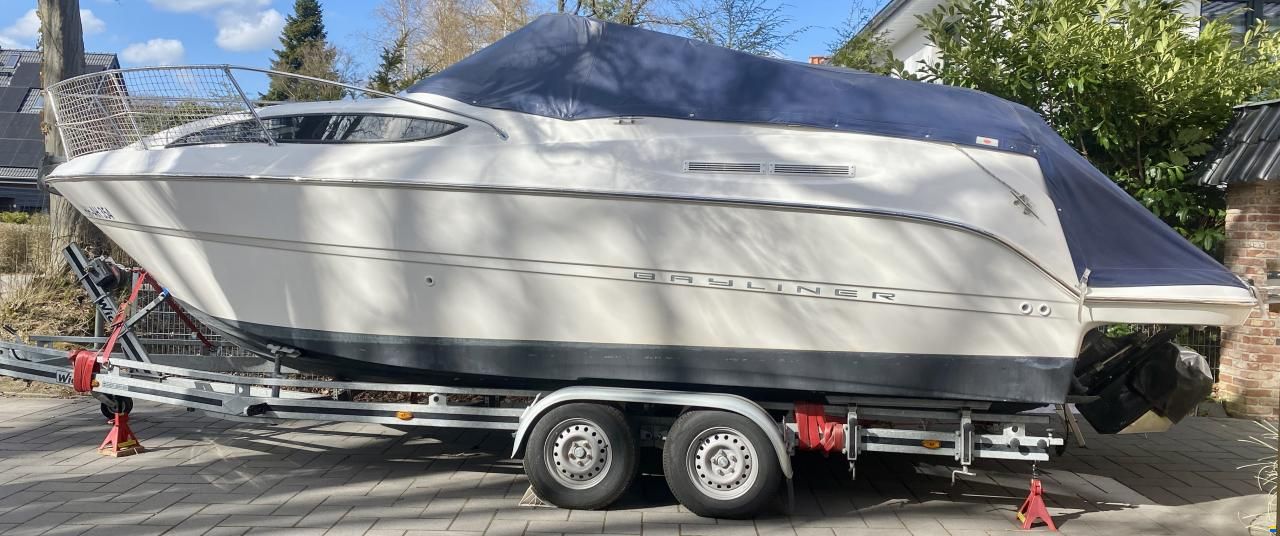 Bayliner 2455
