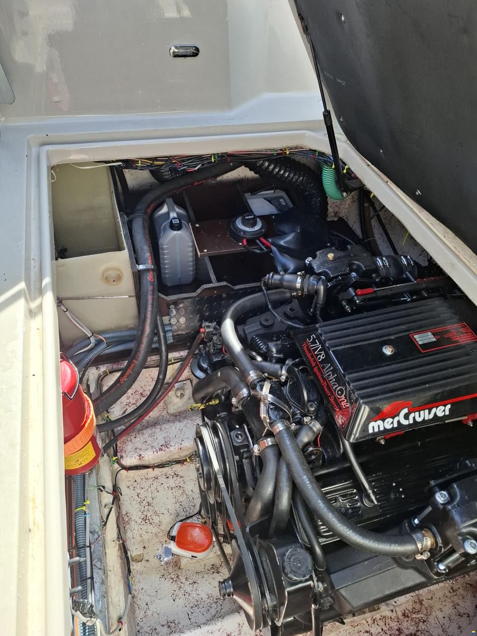 Maxum SRC 2300