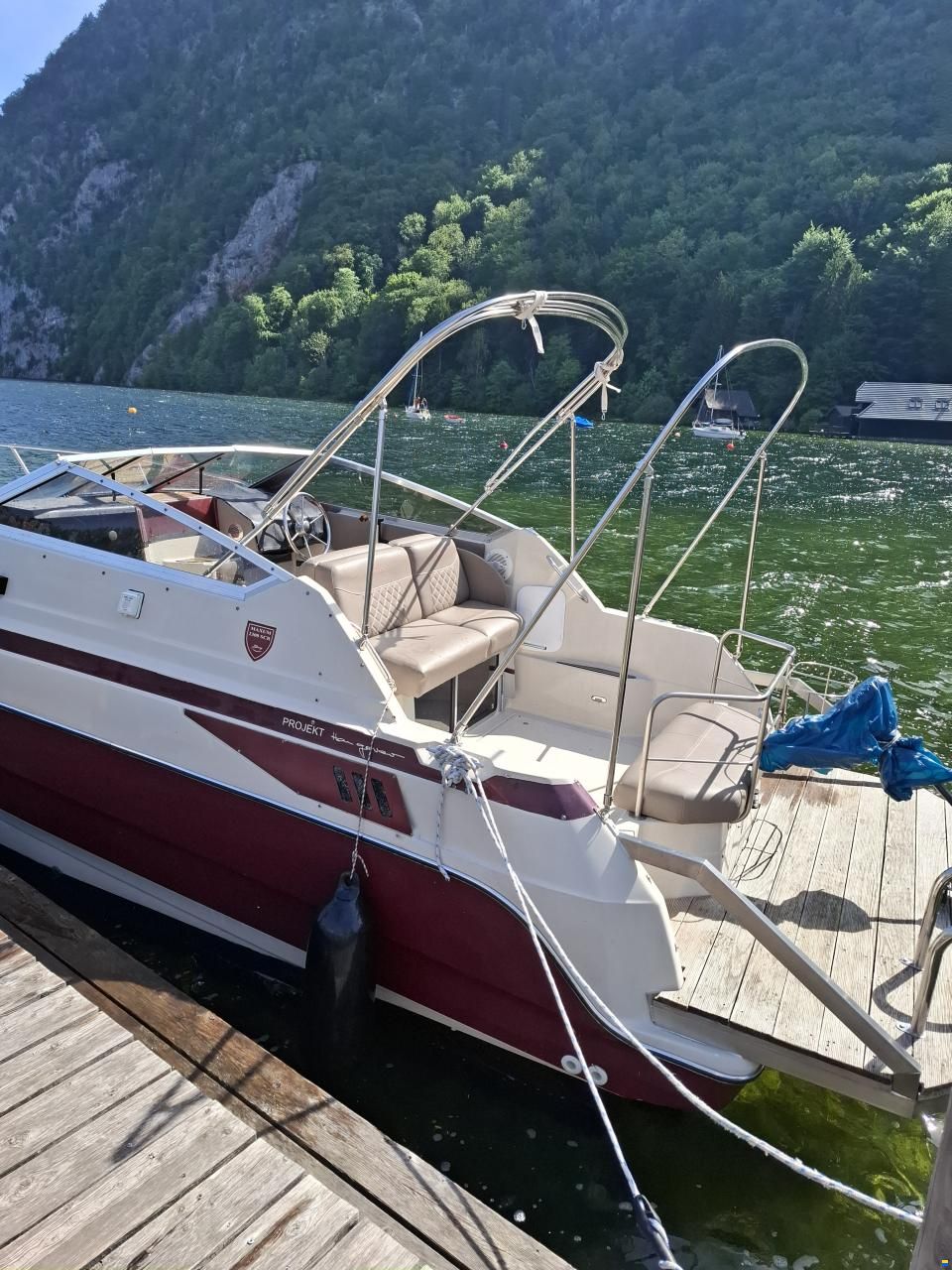 Maxum SRC 2300
