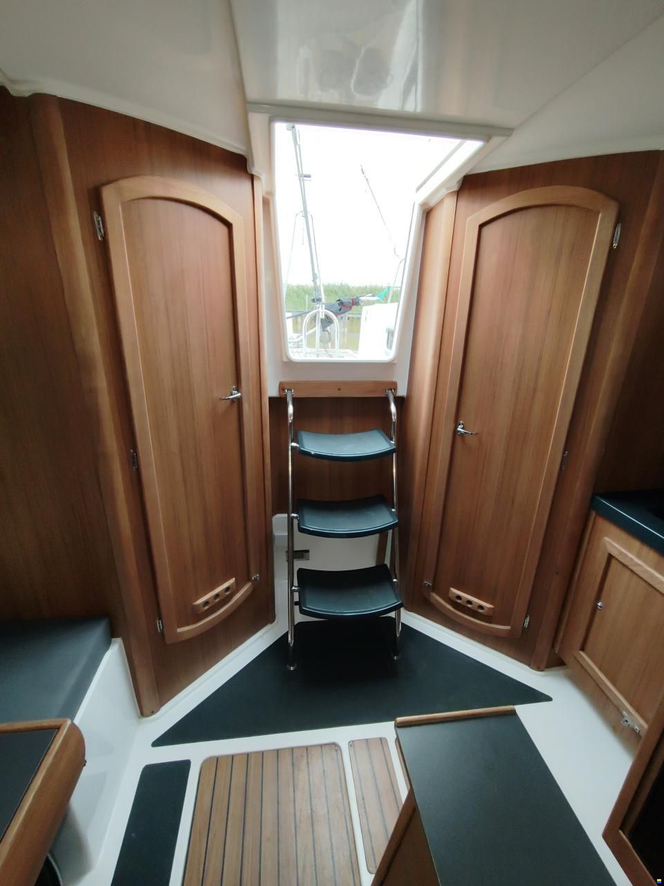 Sedna 30