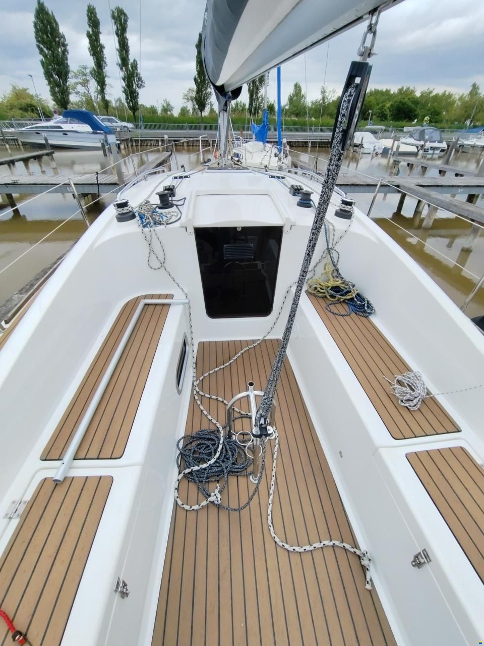 Sedna 30