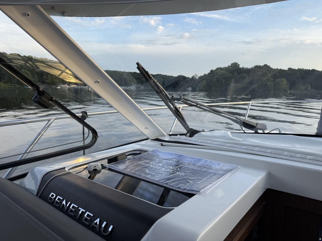 Beneteau Antares 9