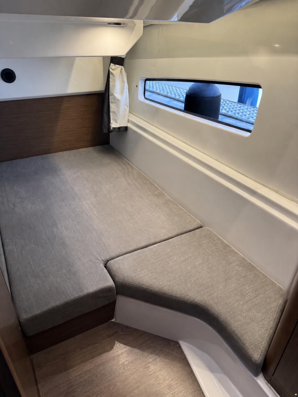 Beneteau Antares 9