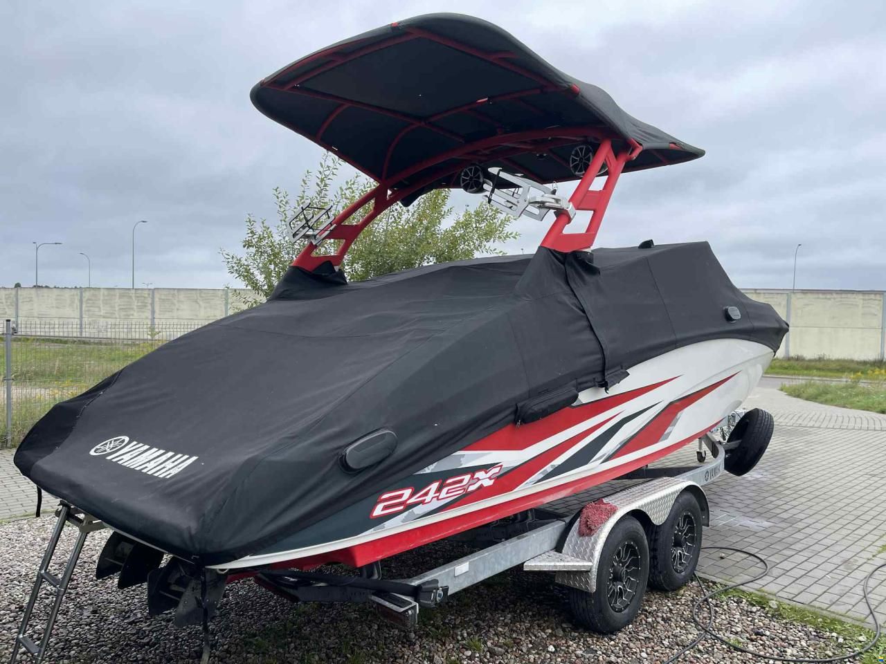 Yamaha WaveRunner 242X