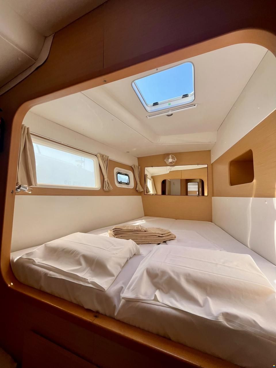 Lagoon 440