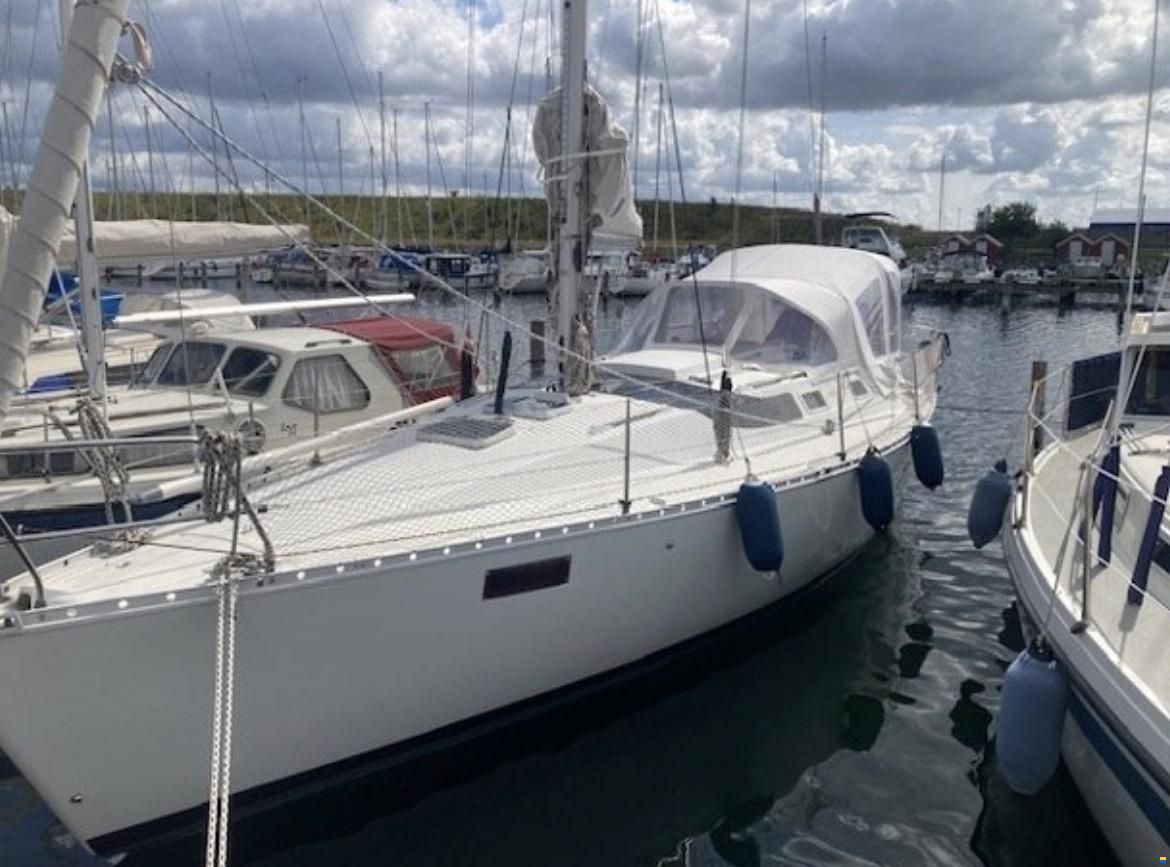 Beneteau Oceanis 350