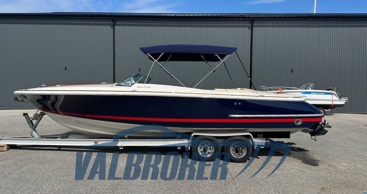 Chris Craft CORSAIR 28