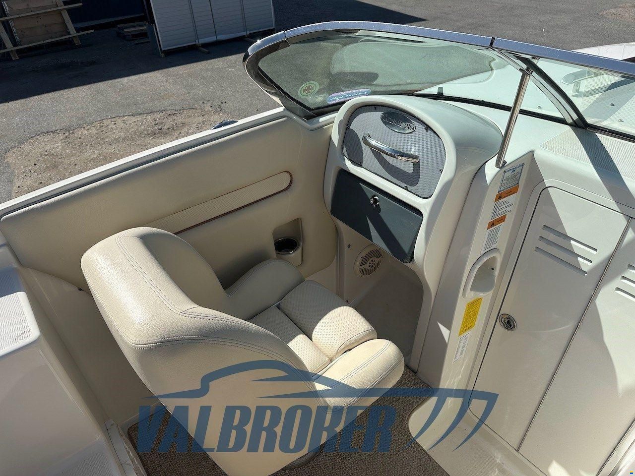 Chris Craft CORSAIR 28
