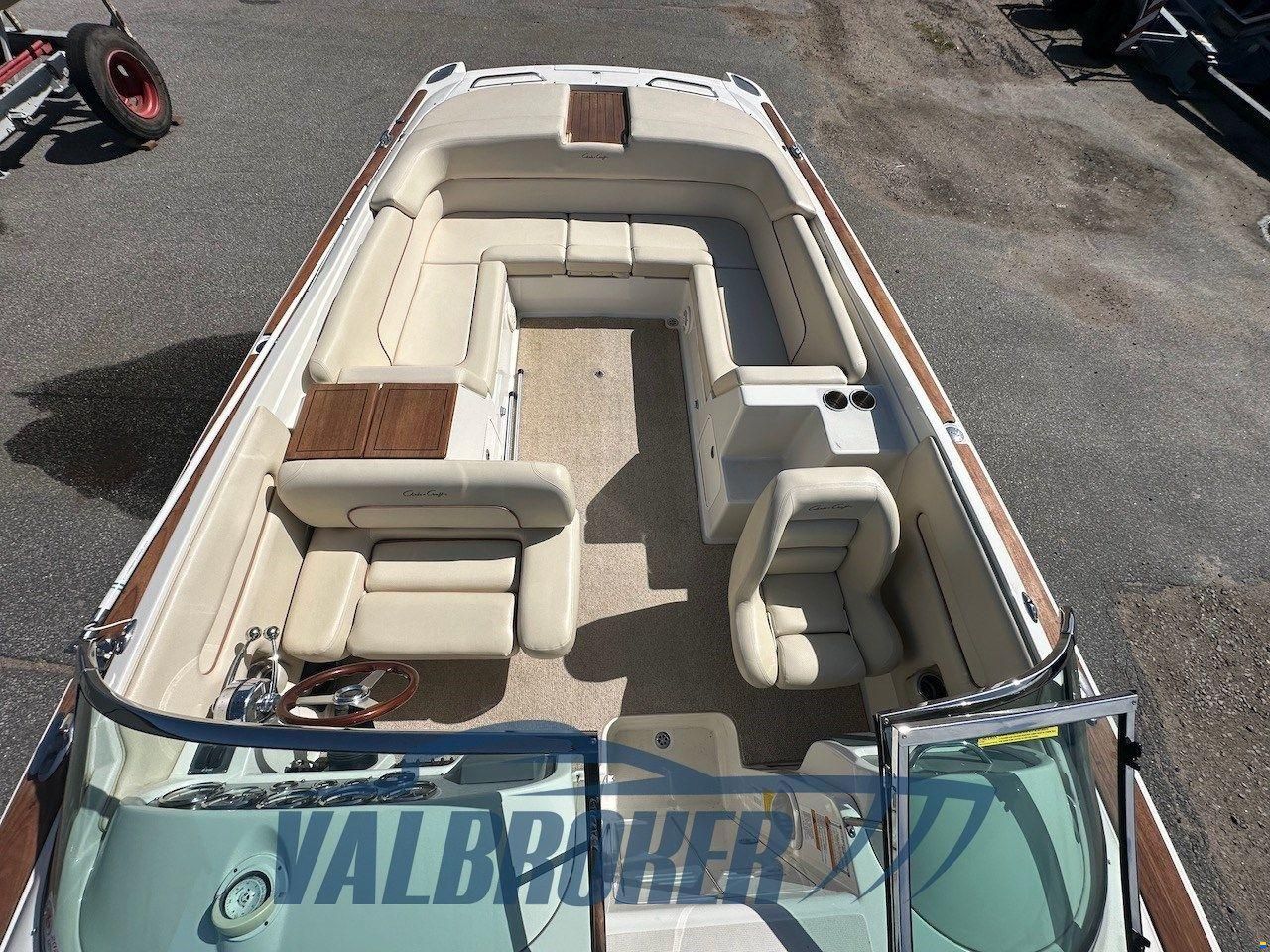 Chris Craft CORSAIR 28