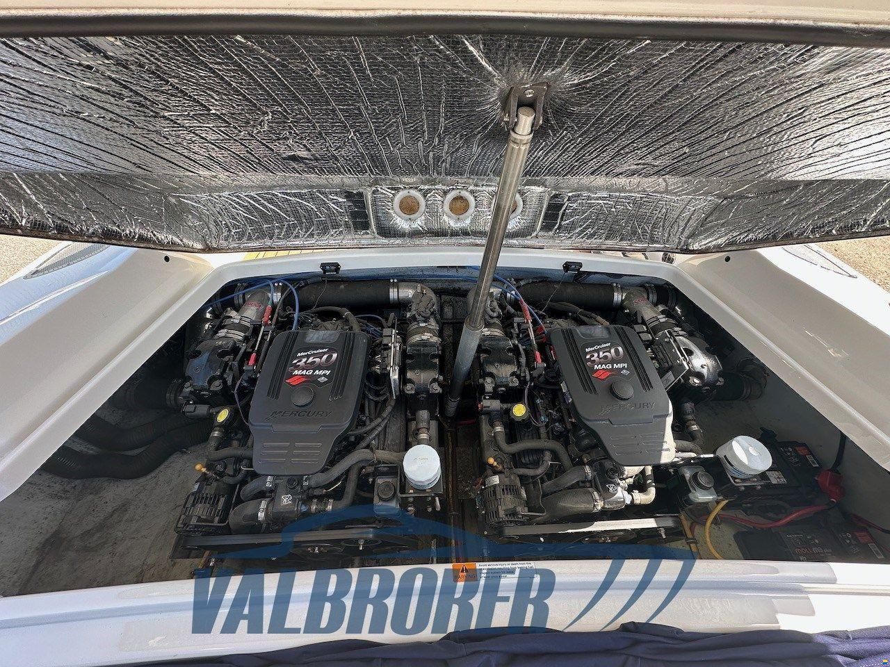 Chris Craft CORSAIR 28