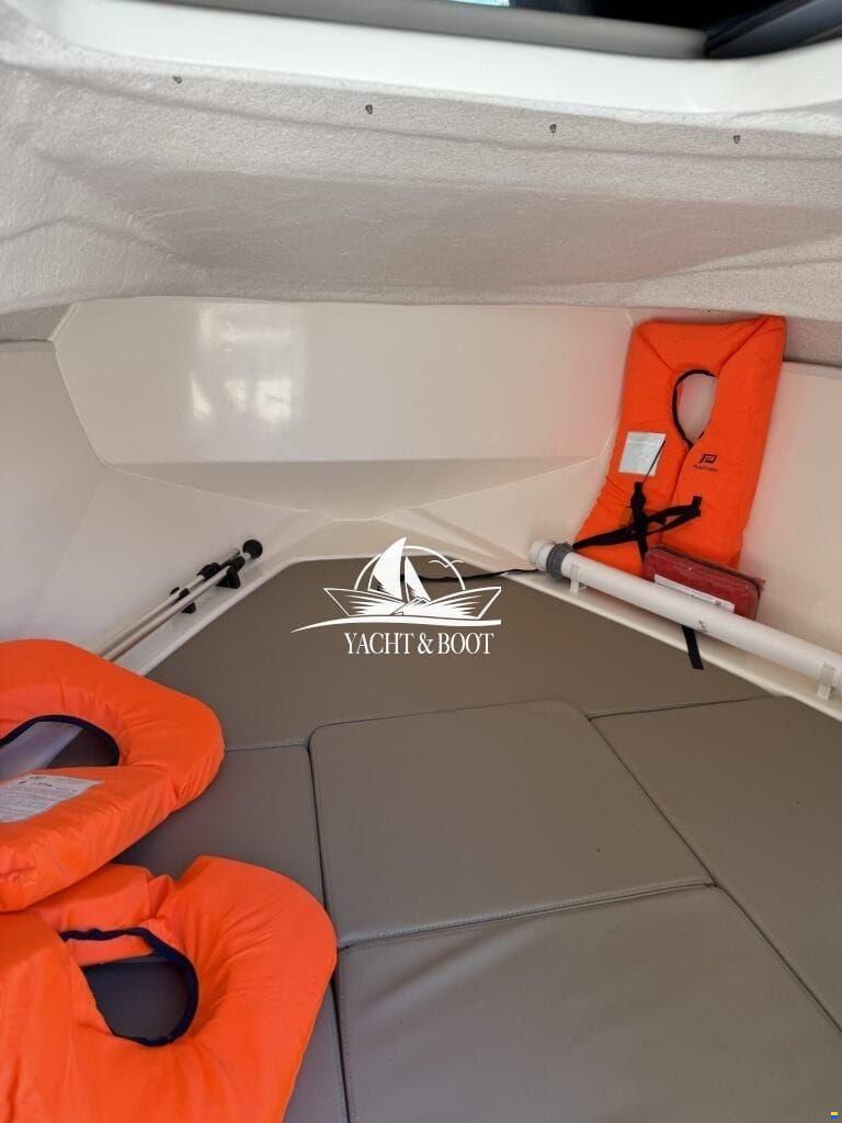 Quicksilver 505 Cabin