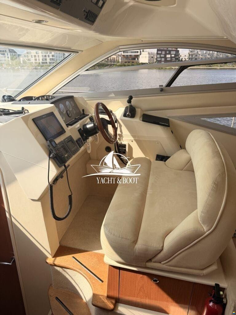 Sealine F 34