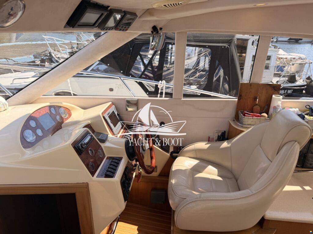 Galeon 330 HT