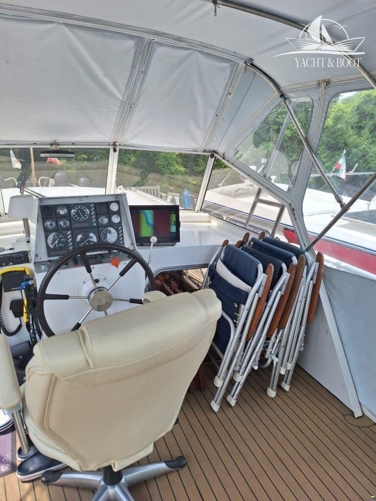 Van der Valk 12.0