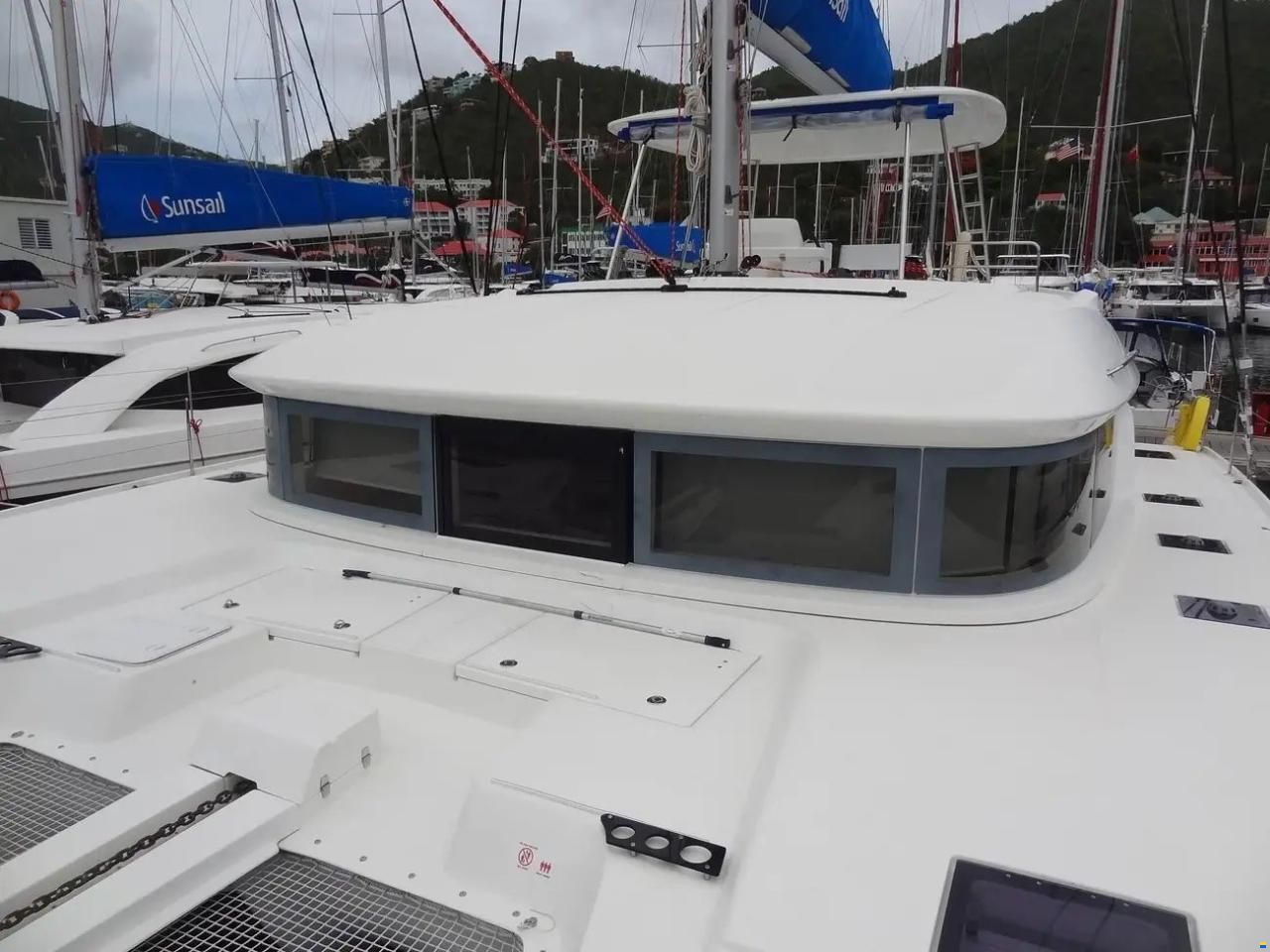 Lagoon 50