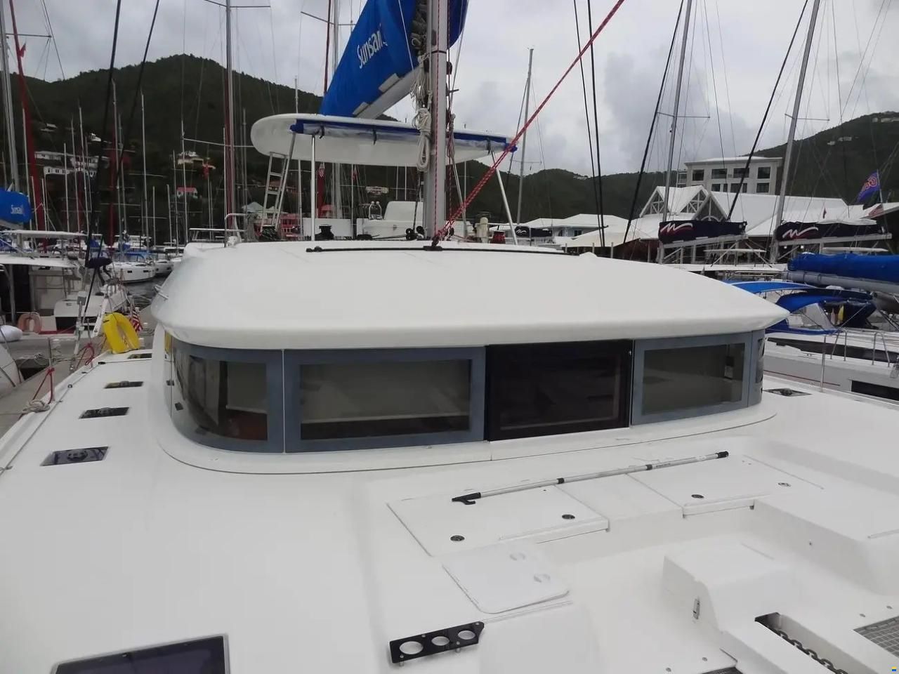 Lagoon 50