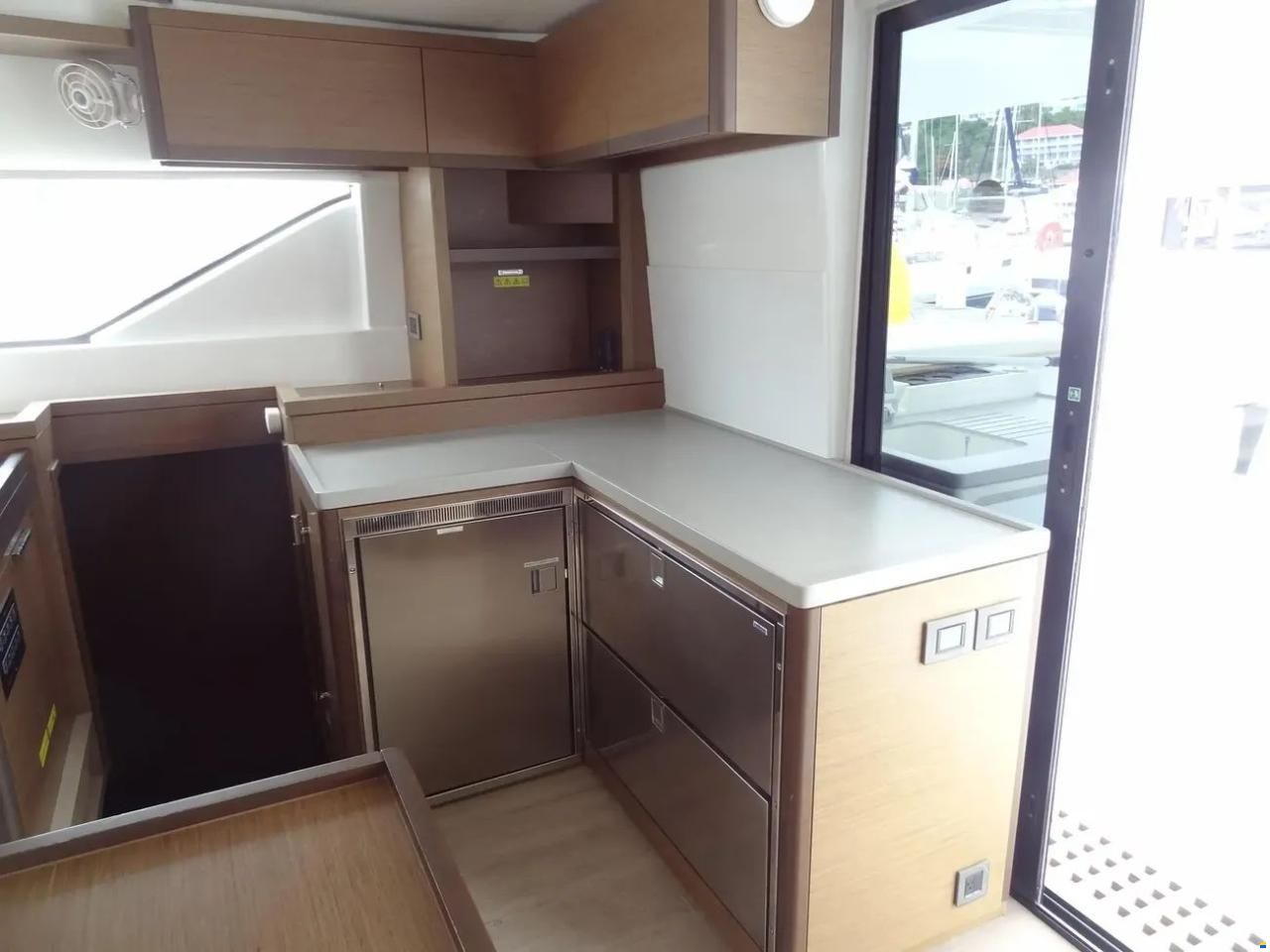 Lagoon 50