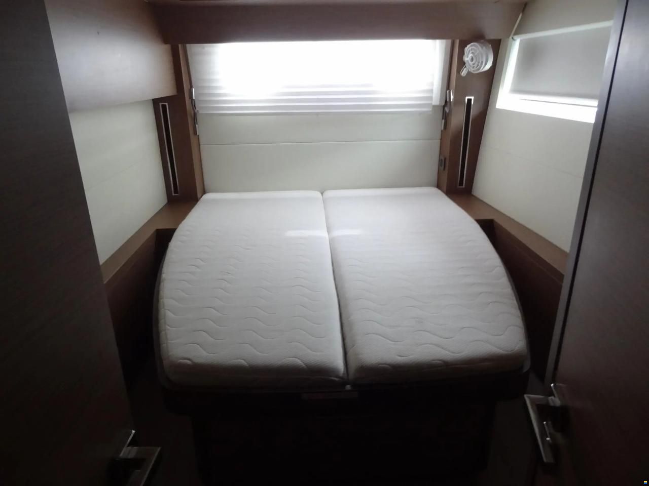 Lagoon 50