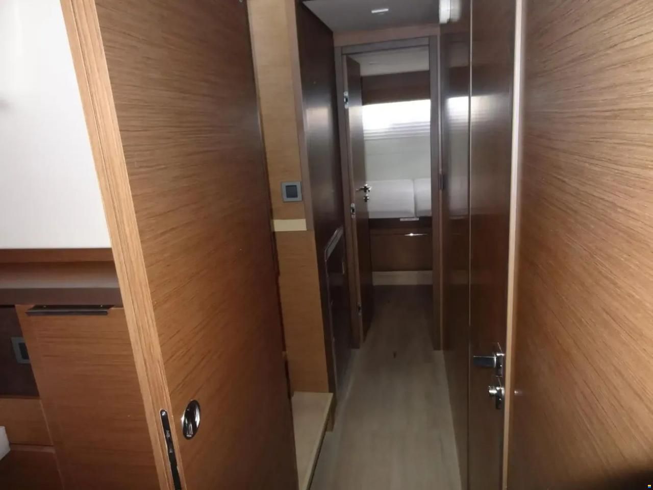 Lagoon 50