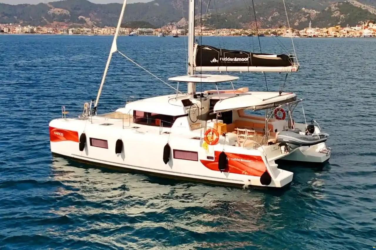Lagoon 42