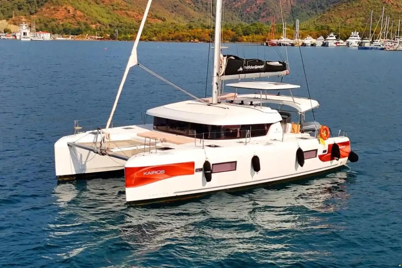 Lagoon 42